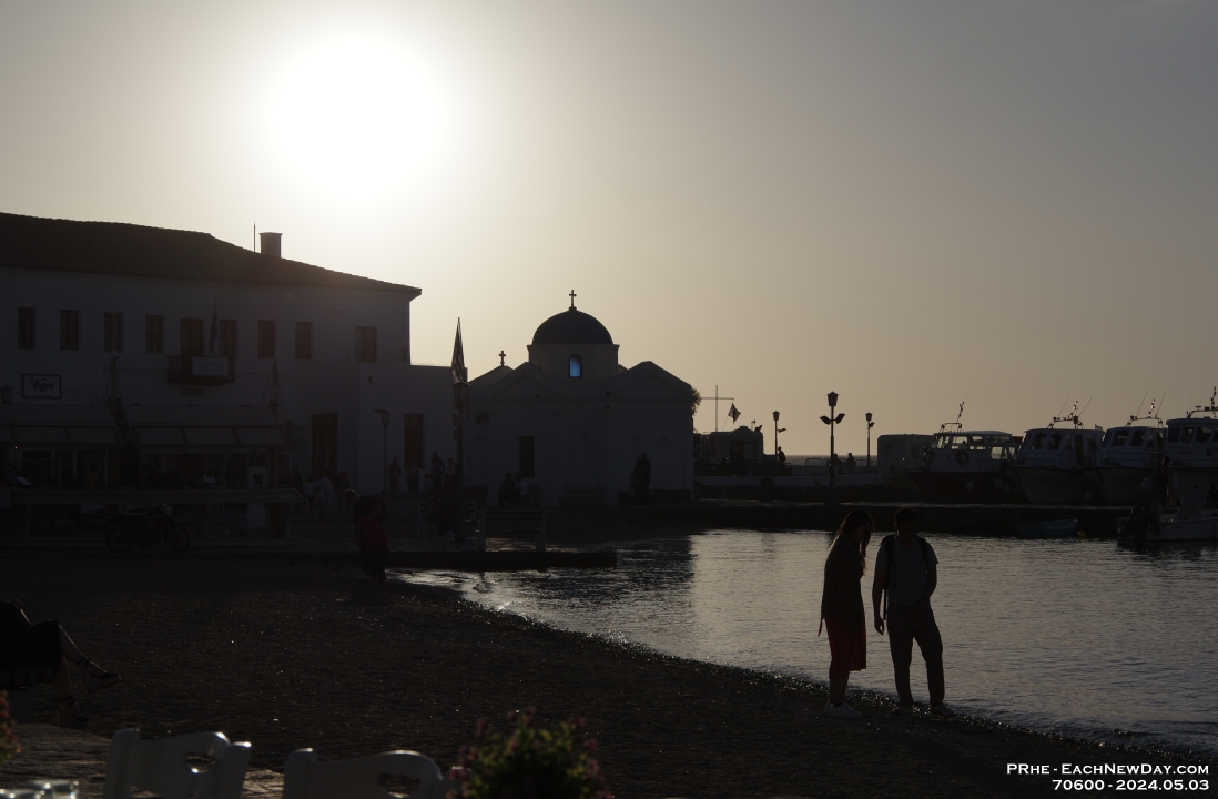 70600RoCrLeRe - Footsteps of Paul - An evening on Mykonos